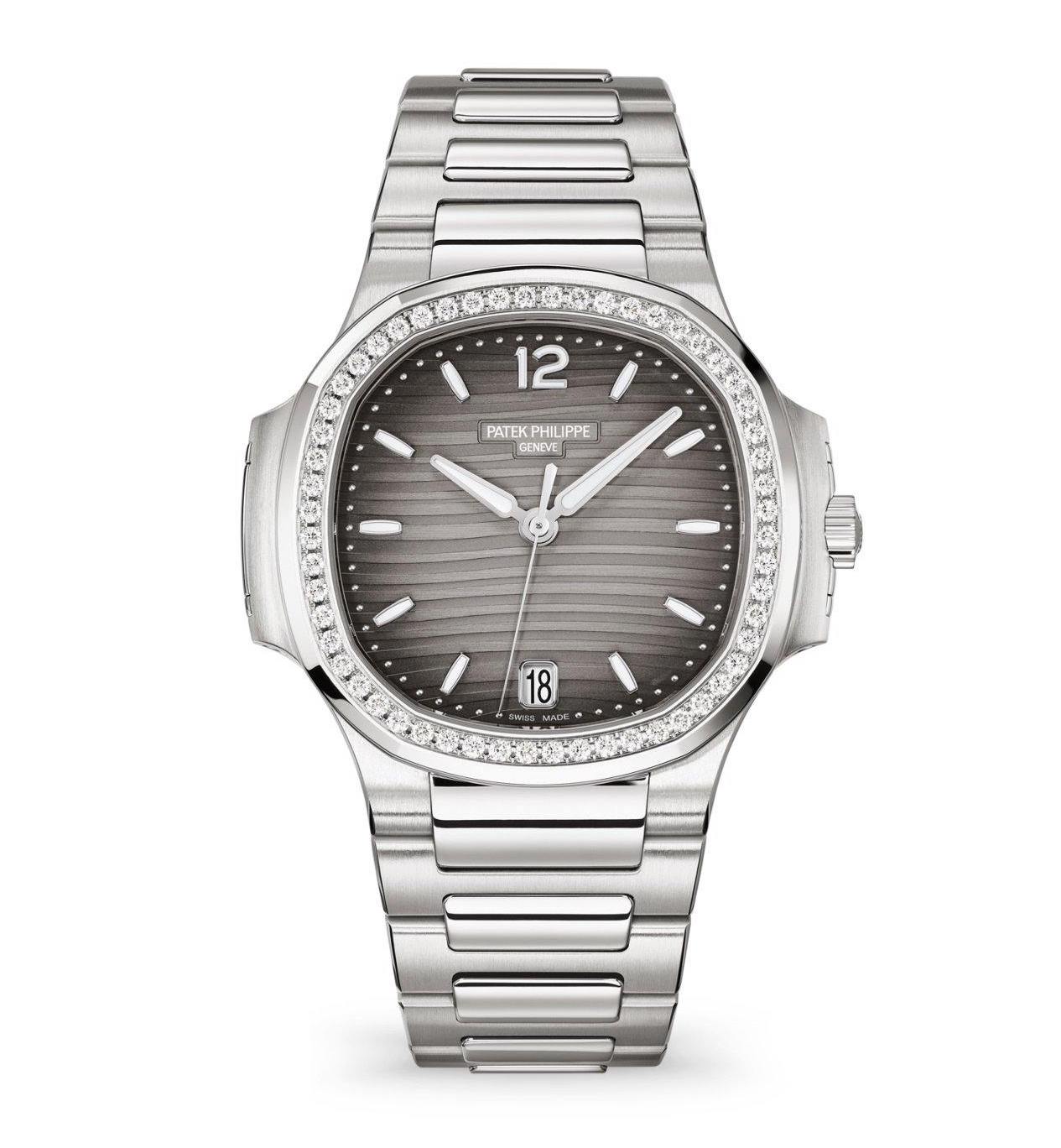 Patek Philippe Nautilus Ladies 35.2mm 7118/1200A-011 1 Patek Philippe Nautilus Ladies 35.2mm 7118/1200A-011