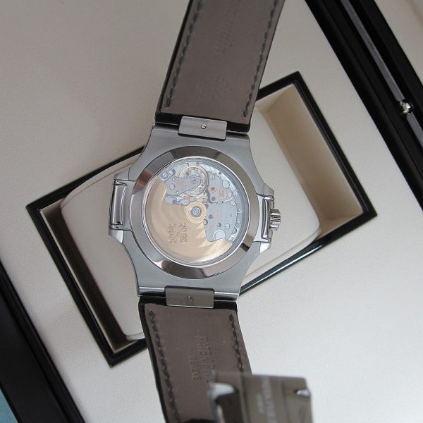 Patek Philippe Nautilus 5726/1A-001 Grey Leather 5 Patek Philippe Nautilus 5726/1A-001 Grey Leather - Image 5
